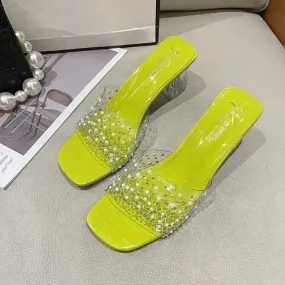 2023 New Pearl Clear Square Tacchi alti Ciabatte da donna Pantofole in cristallo Pvc Punta trasparente Presentazioni aziende pro