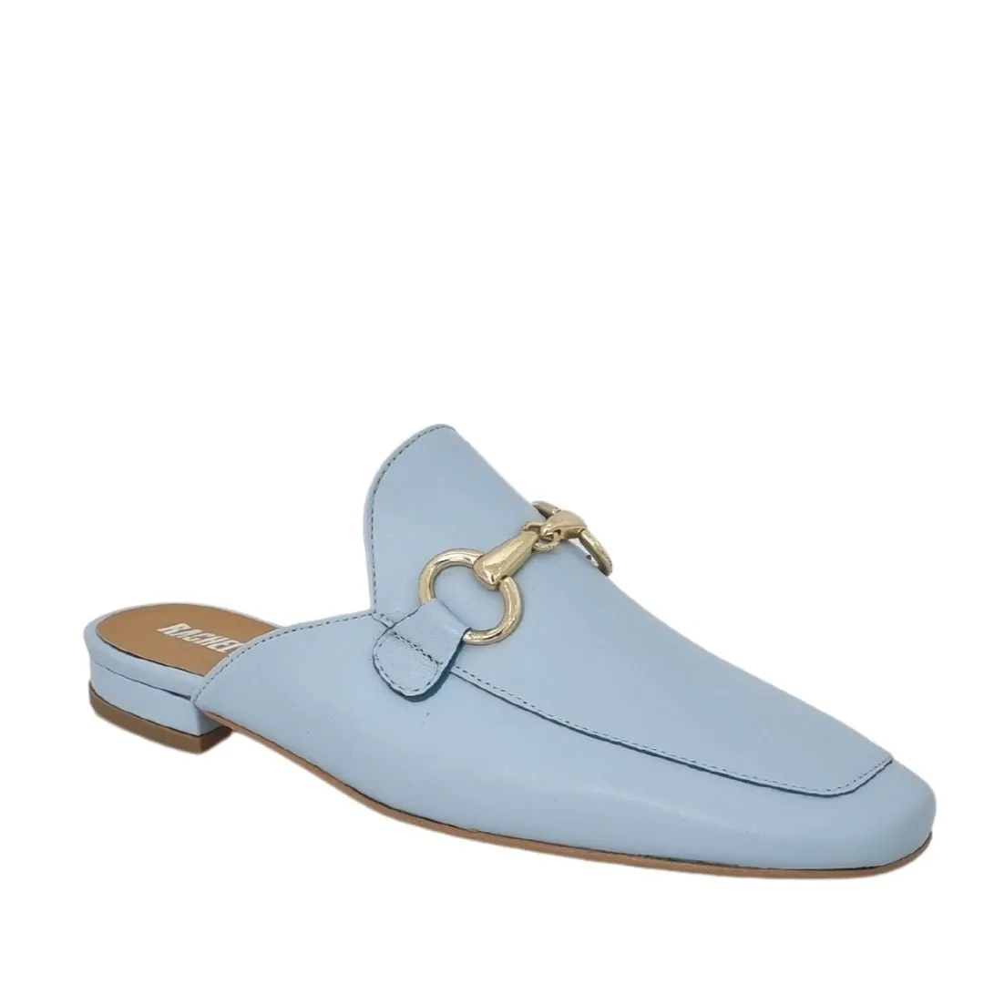 Mules vera pelle celeste con morsetto oro