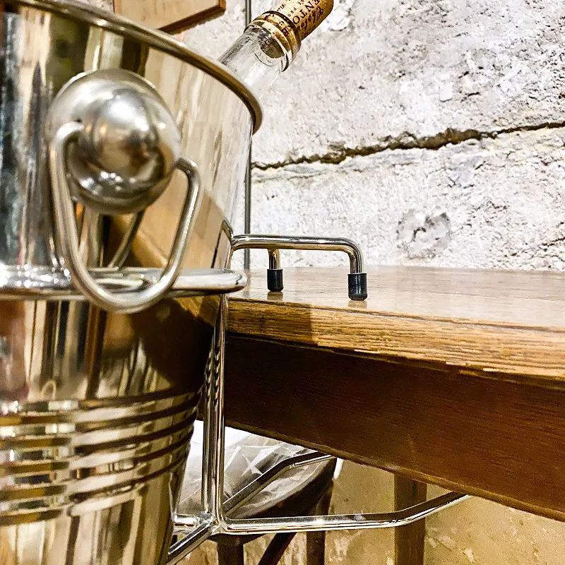 Support seau à champagne de table, acier chromé I Maison Empereur
